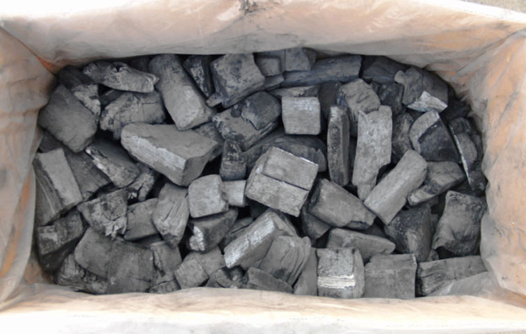 商品画像：ラオス備長炭　荒上割　15kg