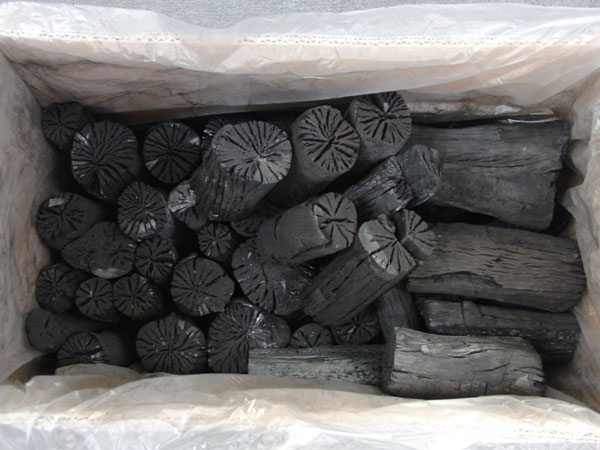 商品画像：外国産 黒炭 各種